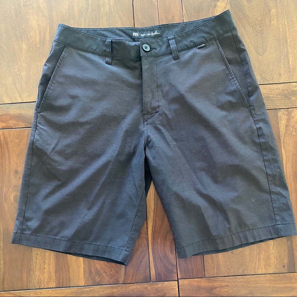Travis Mathew Performance Hybrid Shorts Black 32
